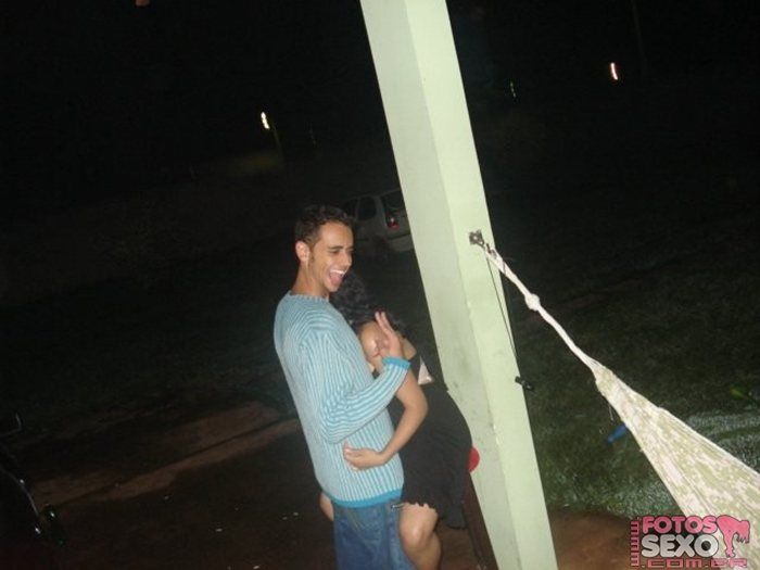 Safadinhas bebadas trepando gostoso com primos 1